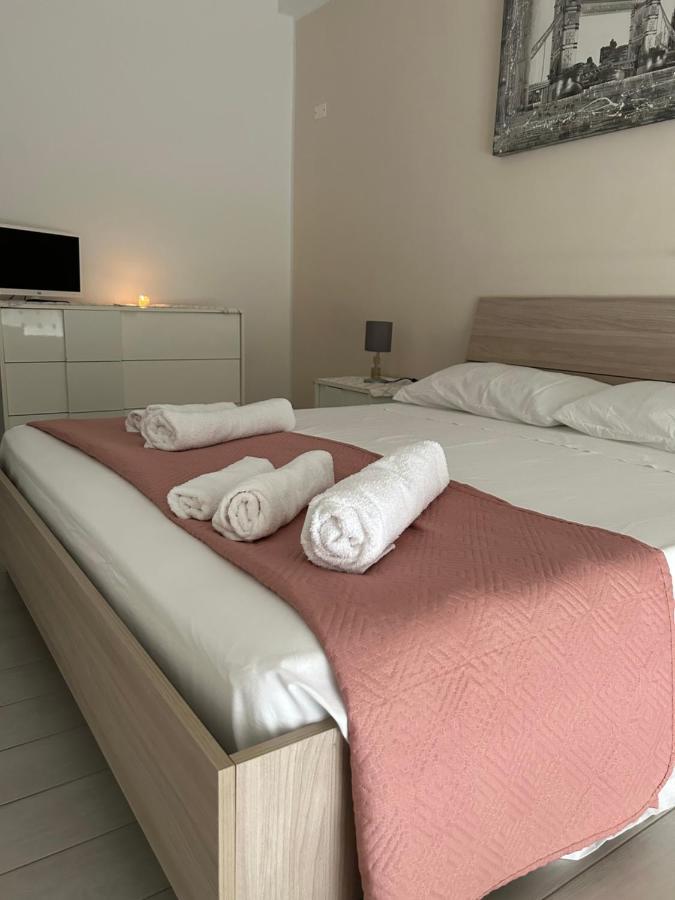 Ferienwohnung La Dimora Di Enea Brindisi Exterior foto